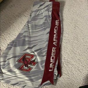 UA Boston College shorts in EUC sz S
